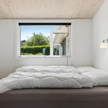 Juegen - 600m To The Fjord By Interhome *