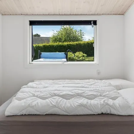 Juegen - 600m To The Fjord By Interhome *