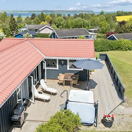 Vakantiehuis Juegen - 600m To The Fjord By Interhome *